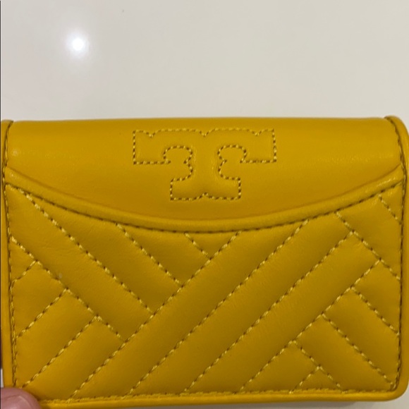 Tory Burch Small Wallet - Picture 1 of 6